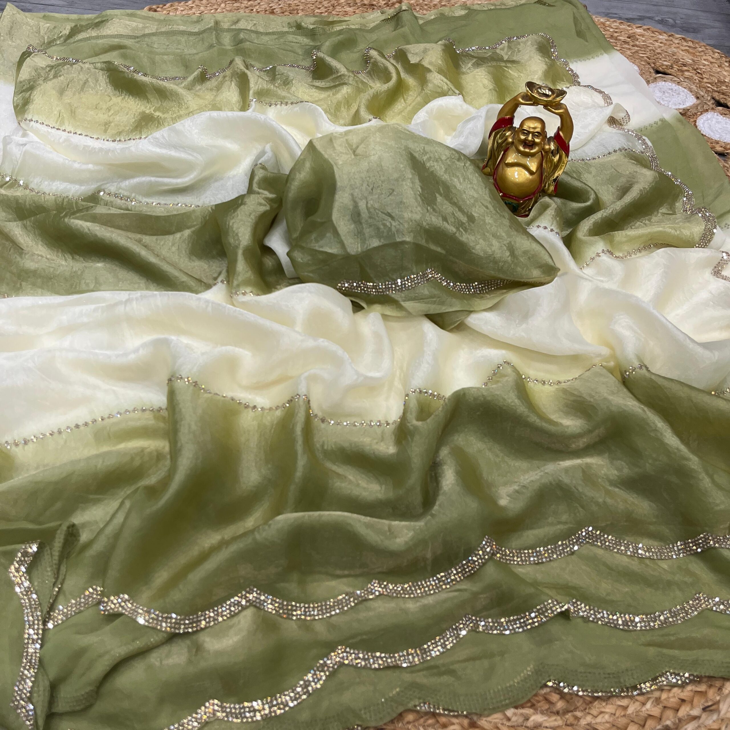 Ethereal Charm Space Silk Saree - Image 3